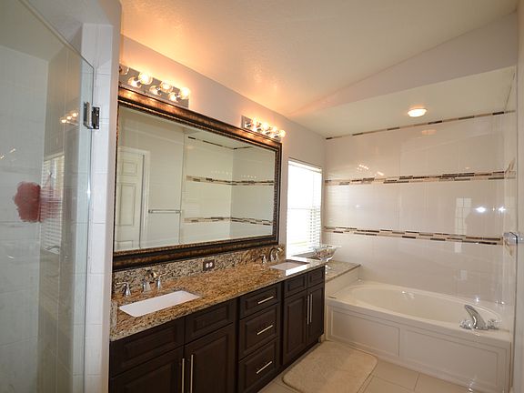 2nd image of 31244 Crestmont Ct