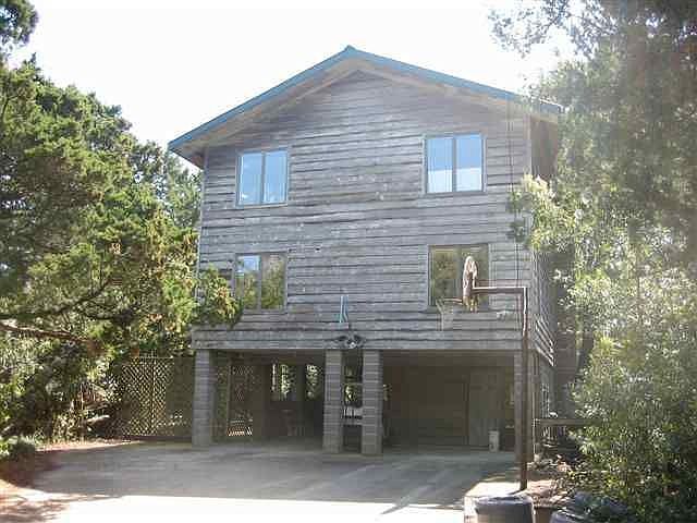1st image of 105 Parker Dr