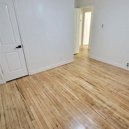5th image of 6807 Narcissus St