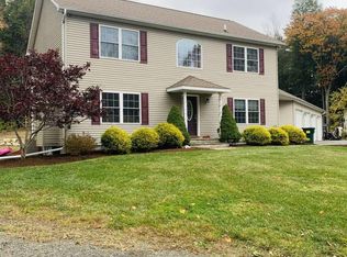 40 Potter Mountain Rd, Lanesborough, MA 01237