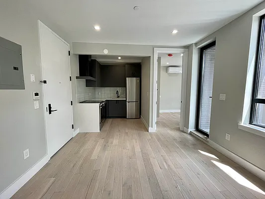 Rented by Ink Realty Services LLC | media 27