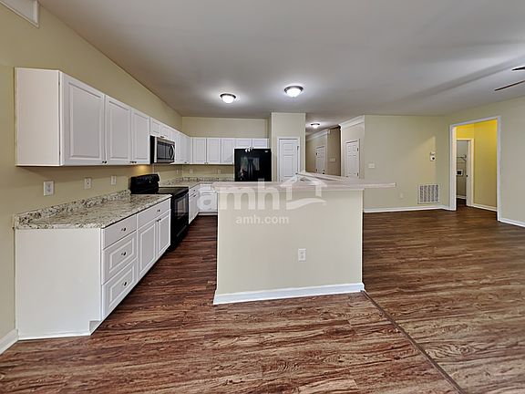 4th image of 3616 Willowtree Ln