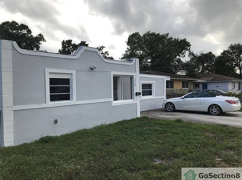 1st image of 2230 NW 82nd St