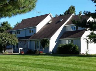 8483 Van Horne Estates Dr, Rives Junction, MI 49277