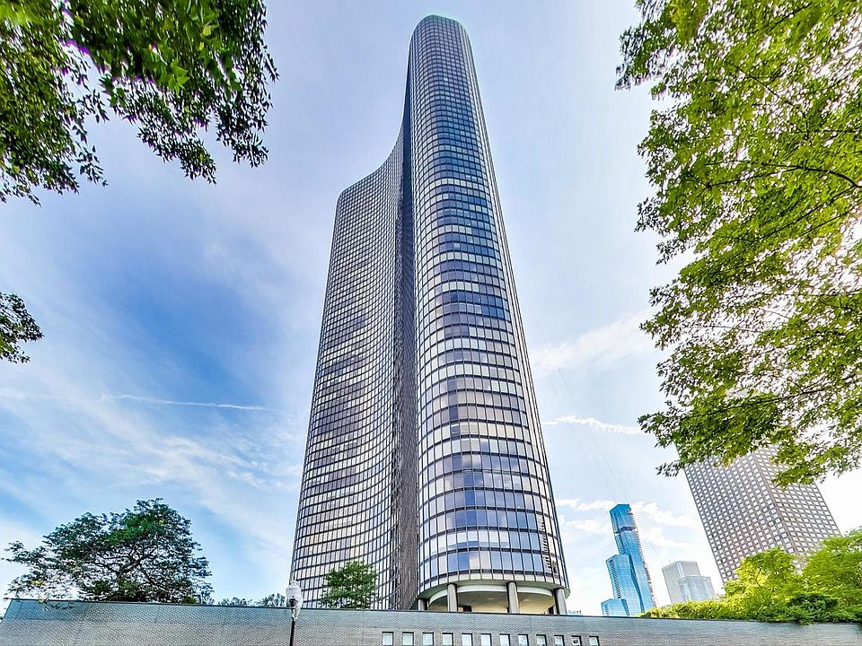 1st image of 505 N Lake Shore Dr APT 2608