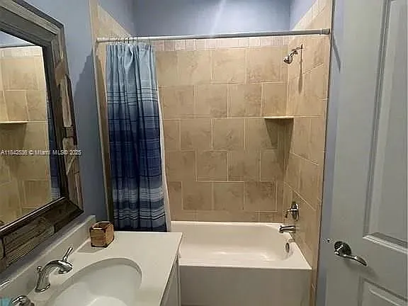 7139 Greenwood Park Cir #12 — Photo 36