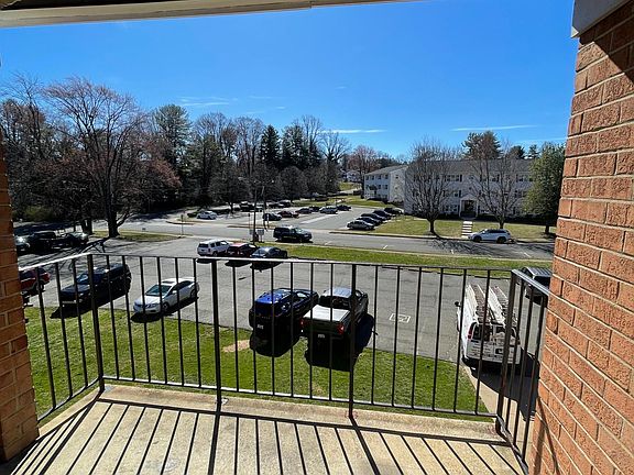 4th image of 394 Jackson St APT 107