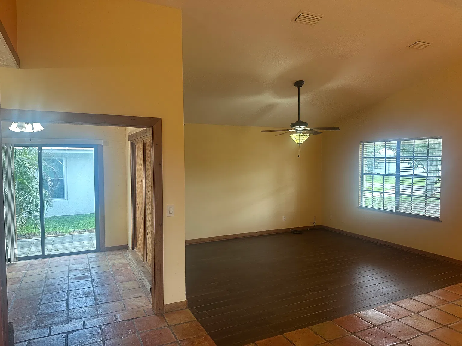 2 bed, 1200 sqft, $1,750 — Photo 4