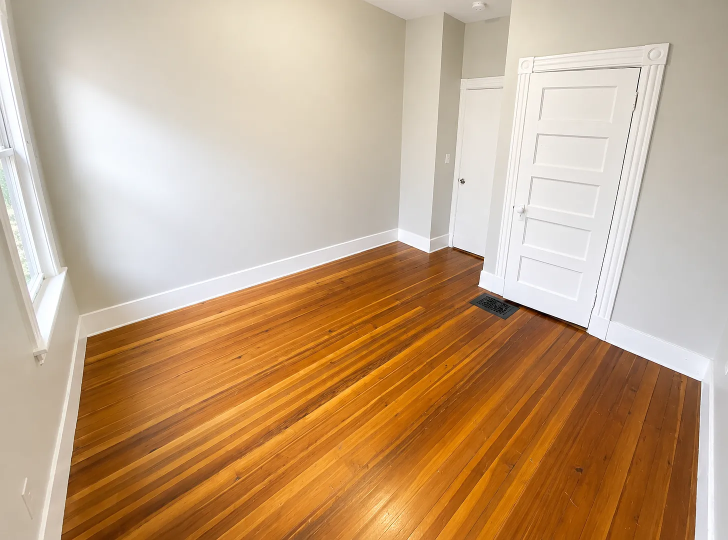 3 bed, $2,900 — Photo 4