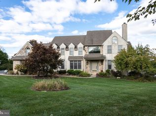 6 William Penn Dr, Downingtown, PA 19335