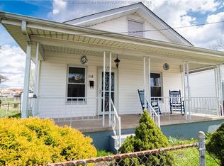 152 4th St, Dunbar, WV 25064