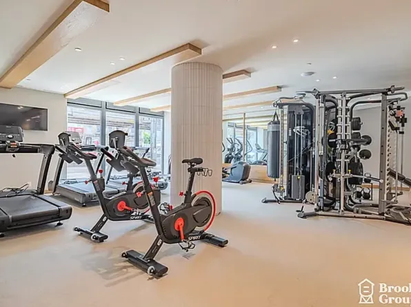 1889 Atlantic Avenue image 10 of 13