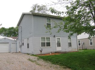 511 E 26th St S, Newton, IA 50208