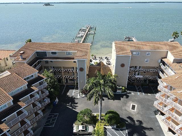 1st image of 1420 Bayshore Blvd #214