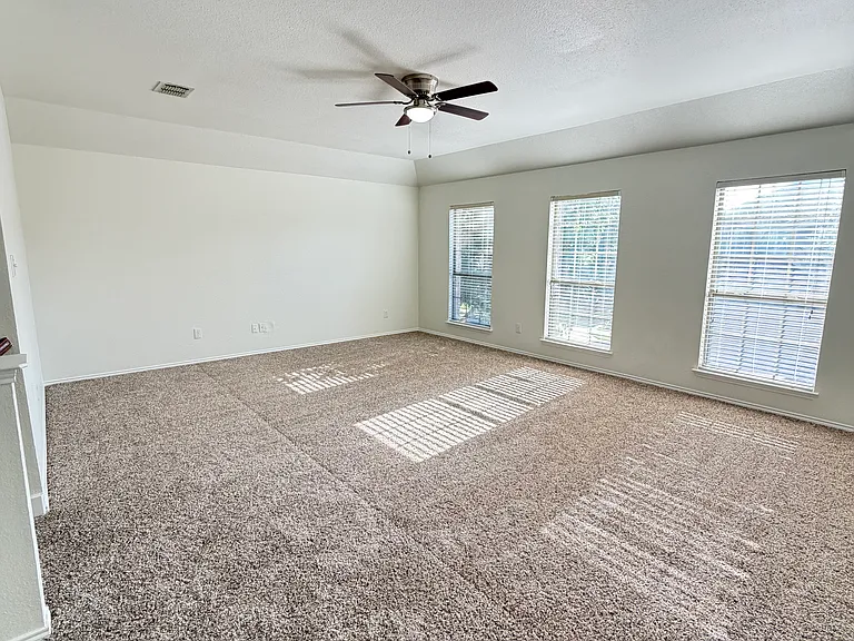 9004 Brook Hill Ln — Photo 18