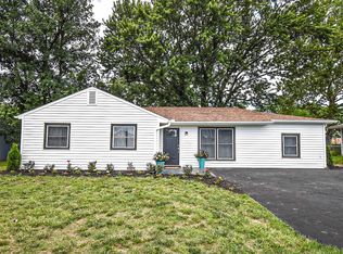 1725 SW Fairlawn Rd, Topeka, KS 66604