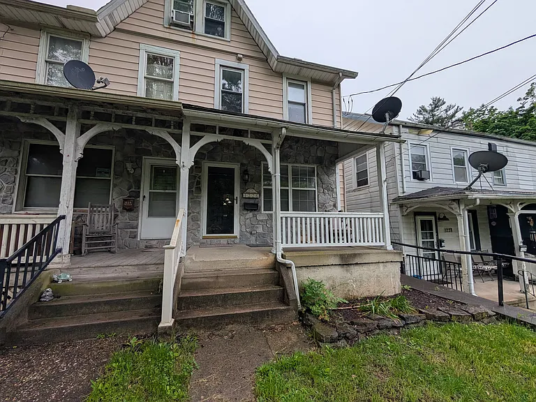 1226 Haycreek Rd — Photo 1