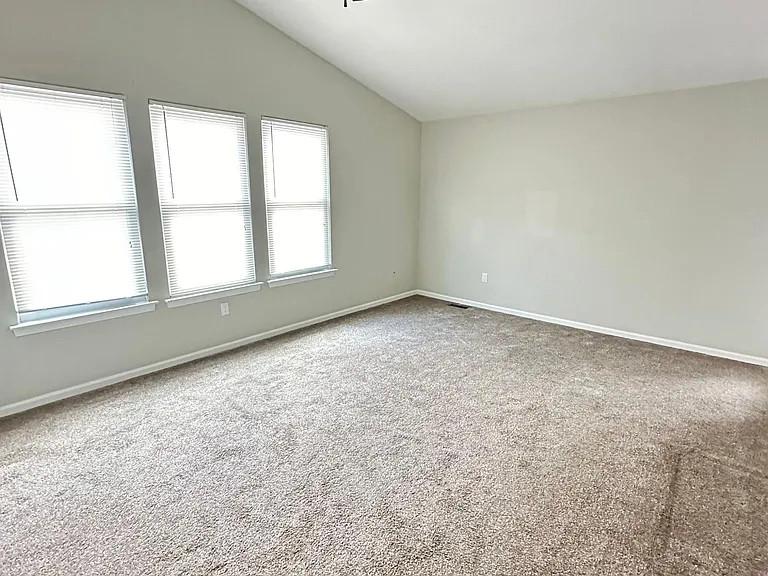 3045 Turnberry Ln — Photo 24
