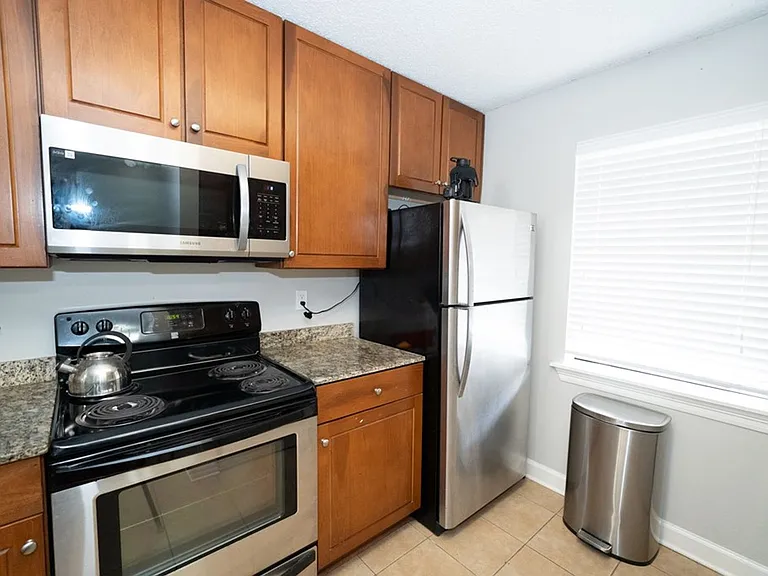 2112 Old Taylor Rd #B1 — Photo 4