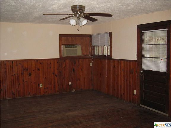 4th image of 1432B N Walnut Ave