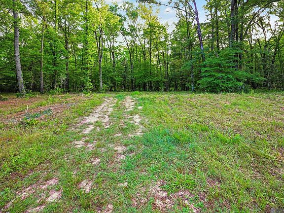 3rd image of Old Laurel Hill Rd
