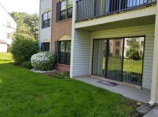 16 Rickard Ct, Lawrence Township, NJ 08648