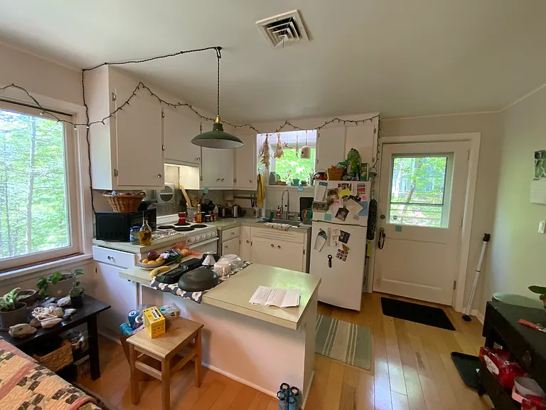 122 N Sunset Dr #1 — Photo 11