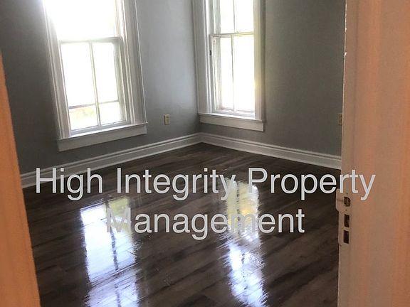 2nd image of 766 Pennsylvania Ave #4