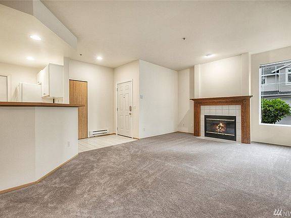 4th image of 5901 S 234th St #3-1