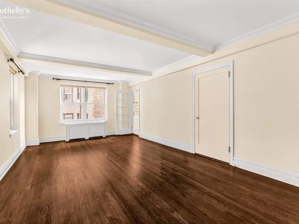 433 East 51st Street 3G image 2 of 10