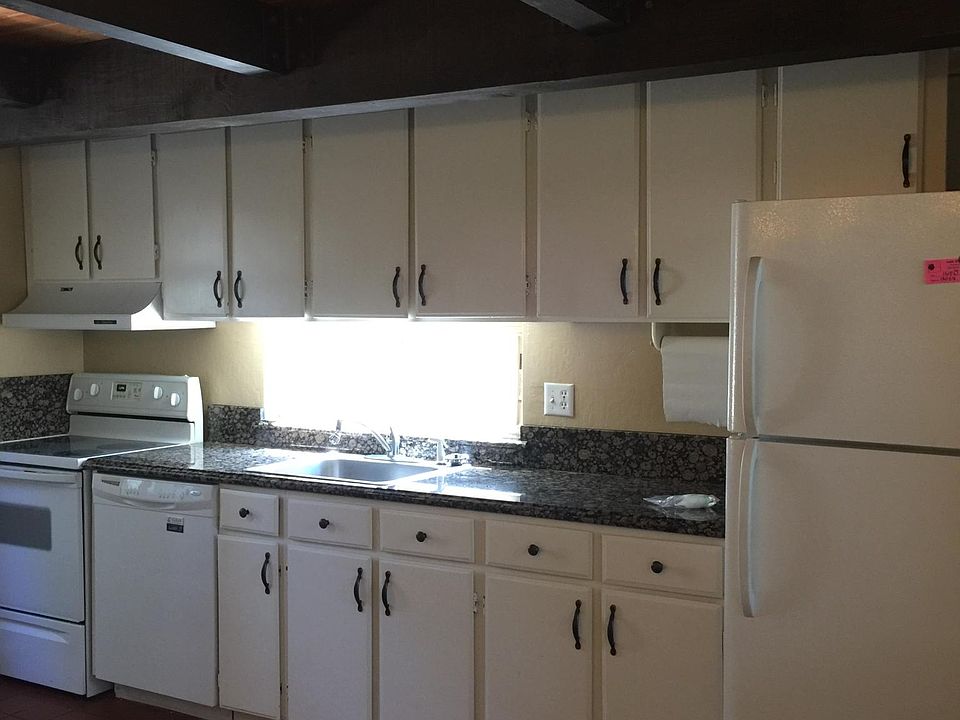 1st image of 168 Holly Ln