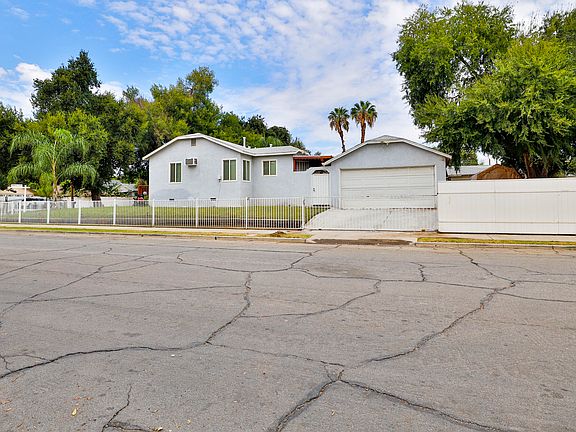 4th image of 1601 N Mountain View Ave