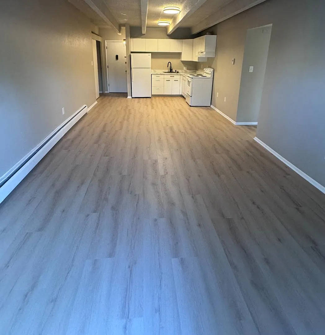 917 Sunset St - #301 — Photo 2