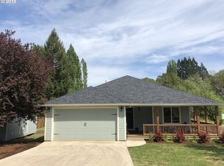 811 SW 1st St, Sheridan, OR