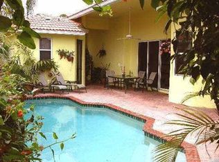 131 Hidden Hollow Dr, Palm Beach Gardens, FL 33418