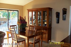 5th image of 5613 E Paradise Ln