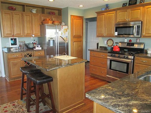 4th image of 5458 Center Pine Ln