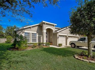 12053 Warwick Cir, Parrish, FL 34219