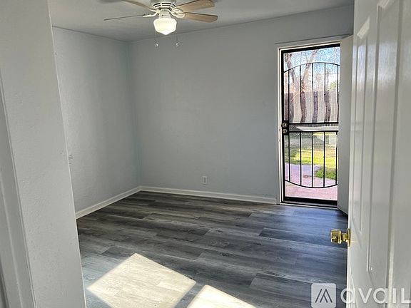 3rd image of 6980 Fairfax Dr