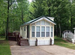 2757 Owens Dr UNIT 43, Houghton Lake, MI 48629