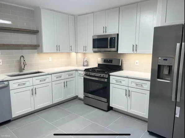 45 Bible St, Cos Cob, CT 06807