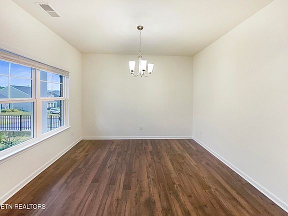 3rd image of 8023 Dennis Fox Ln
