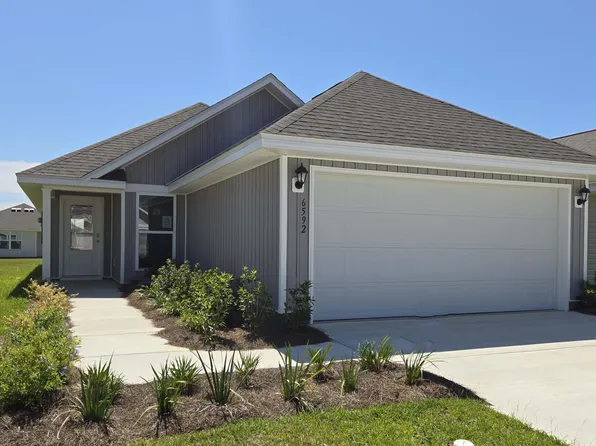 6592 Kettles St, Panama City, FL 32404