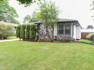 835 W Abbott Ave, Milwaukee, WI 53221