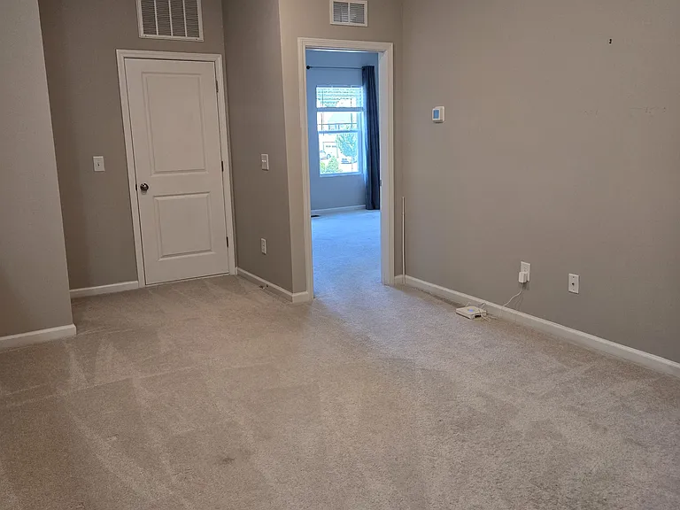 576 Historic Dr — Photo 10