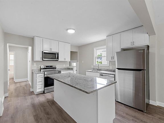 4th image of 7675 Horatio Dr
