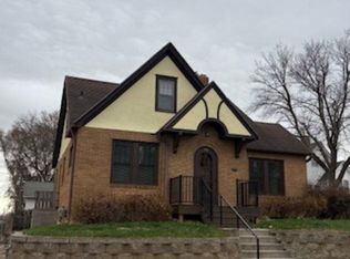 710 26th St, Sioux City, IA 51104
