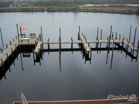 Pier & Boat Docks