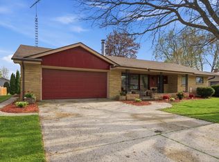 2211 Markham STREET, Manitowoc, WI 54220