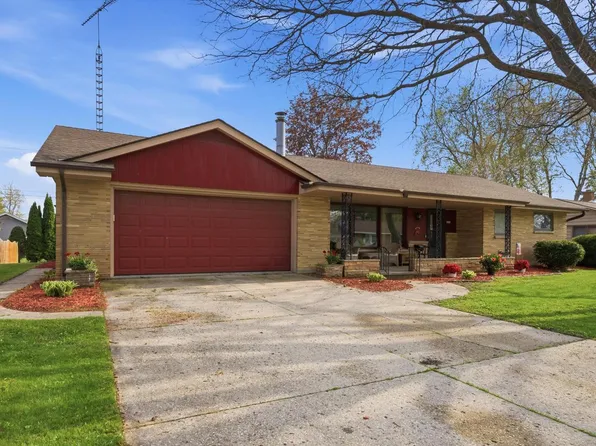 2211 Markham STREET, Manitowoc, WI 54220